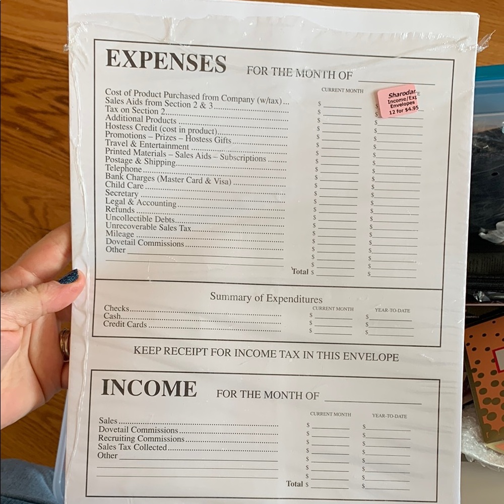 Expenses & Income business trackers
